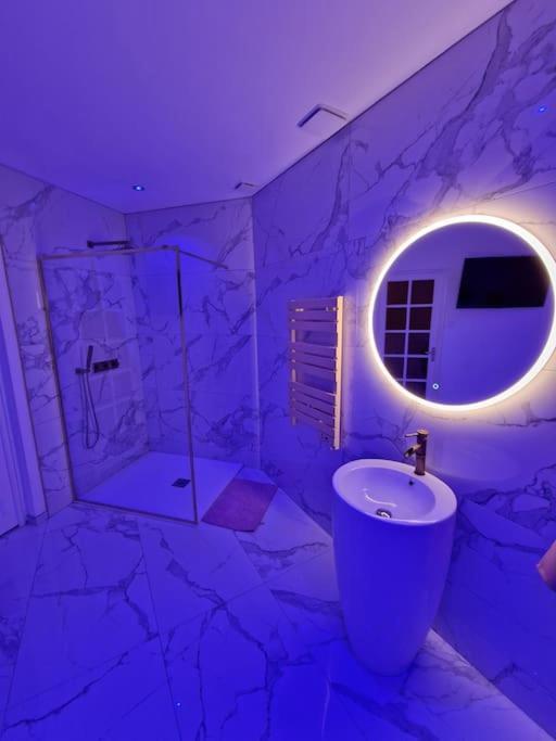 Maison Chic Avec Jacuzzi Nogent Sur Oise Yaospa60 Exterior photo